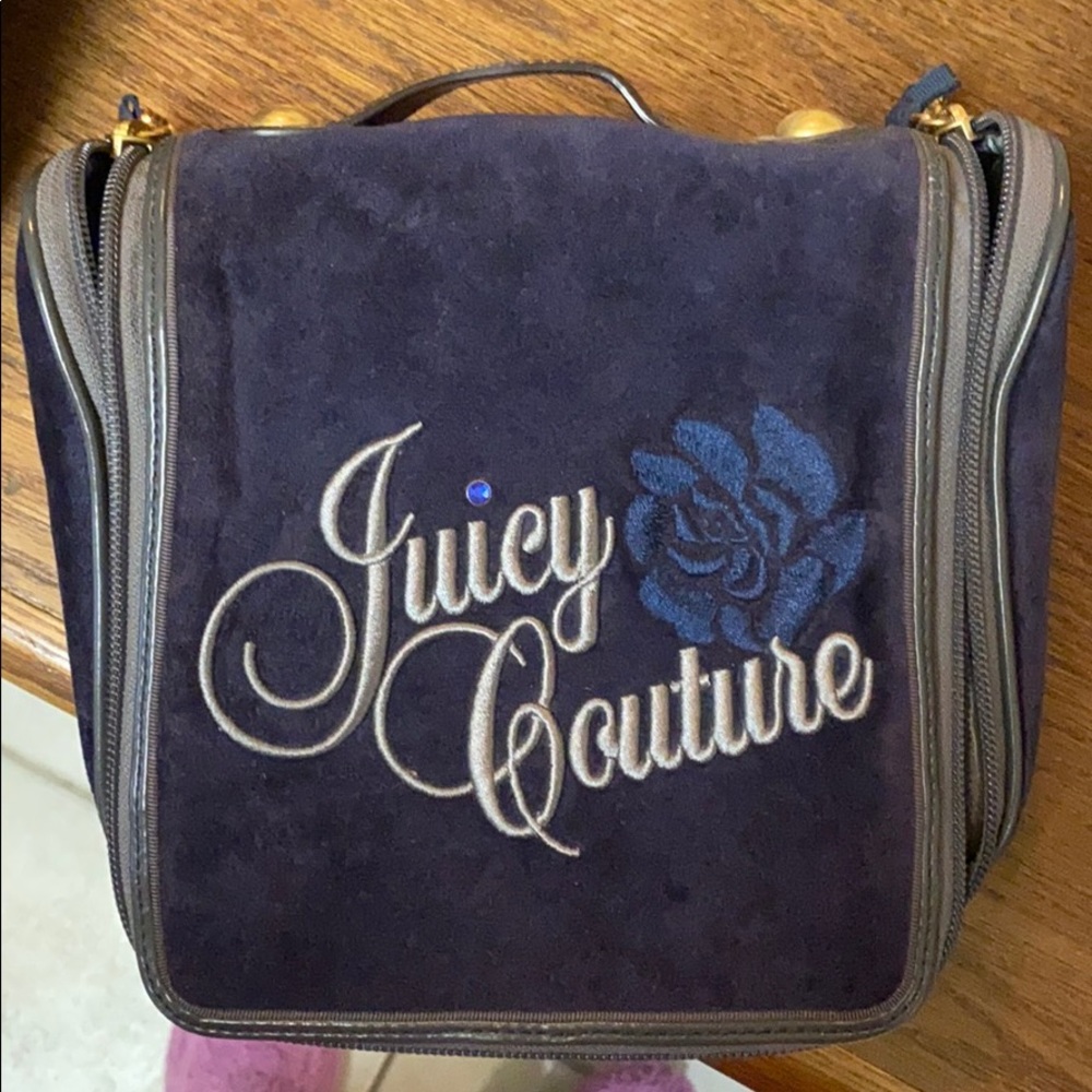 Juicy Courure saphire velvet case
